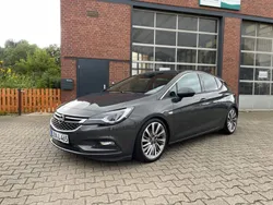 Grau Gebraucht 2016 Opel Astra Limousine | 9.999 € (Guter Preis)
