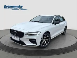 Crystal white pearl (weiß) Gebraucht 2023 Volvo V60 Plus Kombi | 35.460 € (Fairer Preis)