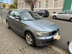 Silber Gebraucht 2004 BMW 118 Efficient Dynamics Kleinwagen | 4.000 €