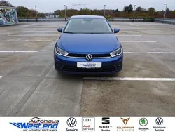 Reef blue (blau) Gebraucht 2024 VW Polo Life Limousine | 22.400 € (Fairer Preis)