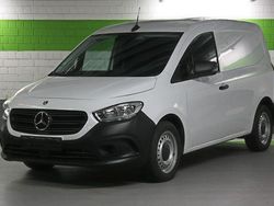 Weiß Gebraucht 2023 Mercedes Citan 110 Van / Kleinbus | 19.900 € (Fairer Preis)