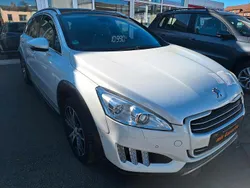 Weiß Gebraucht 2013 Peugeot 508 RXH Kombi | 10.990 €