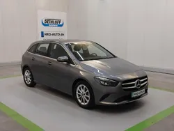 Grau Gebraucht 2019 Mercedes B200 Progressive Van / Kleinbus | 22.500 € (Fairer Preis)