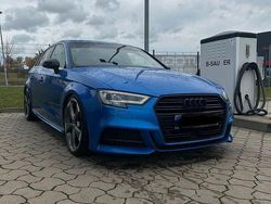 Blau Gebraucht 2017 Audi A3 Sport Limousine | 19.500 €