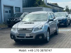 Ice silver (m) Gebraucht 2014 Subaru Outback Comfort SUV | 10.999 €