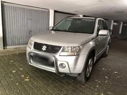 Silber Gebraucht 2006 Suzuki Grand Vitara SUV | 3.700 €