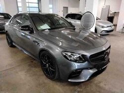 Grau Gebraucht 2018 Mercedes E63S AMG AMG Limousine | 51.950 € (Guter Preis)