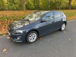 Grau Gebraucht 2019 VW Polo Highline Kleinwagen | 12.700 € (Guter Preis)