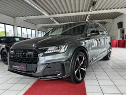 Grau Gebraucht 2023 Audi Q7 Sport SUV | 67.449 € (Guter Preis)