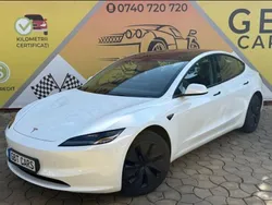 Weiß Gebraucht 2024 Tesla Model 3 Limousine | 29.995 € (Etwas zu teuer)