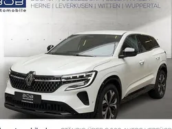 Perlmuttweiß metall (weiß) Gebraucht 2024 Renault Austral Techno SUV | 30.888 € (Fairer Preis)