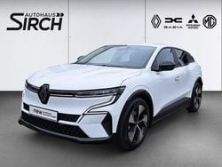 Arktisweiß Gebraucht 2022 Renault Mégane Equilibre Limousine | 18.990 € (Guter Preis)