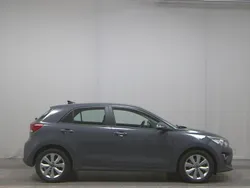 Grau Gebraucht 2021 Kia Rio Vision Limousine | 11.380 € (Guter Preis)