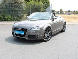 Grau Gebraucht 2012 Audi TT Roadster Ambiente Cabrio | 8.950 € (Superpreis)
