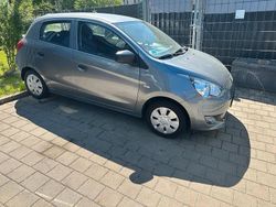 Grau Gebraucht 2015 Mitsubishi Space Star Kleinwagen | 5.990 €