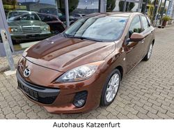 Braun Gebraucht 2013 Mazda 3 Edition Limousine | 6.290 € (Fairer Preis)