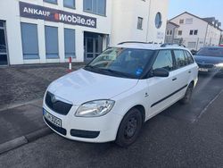 Weiß Gebraucht 2009 Skoda Fabia Cool Edition Kombi | 1.999 € (Fairer Preis)