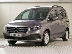 Grau Gebraucht 2023 Mercedes 180 Edition Limousine | 27.950 € (Guter Preis)