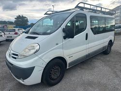 Weiß Gebraucht 2012 Nissan Primastar Van / Kleinbus | 5.500 €