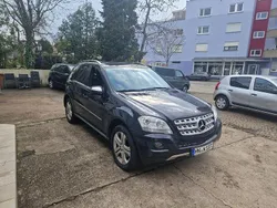 Obsidianschwarz metalliclack Gebraucht 2009 Mercedes ML350 SUV | 6.750 € (Superpreis)