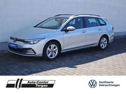 Silber Gebraucht 2022 VW Golf VIII Life Limousine | 23.989 € (Superpreis)
