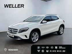 Weiss Gebraucht 2016 Mercedes GLA200 SUV | 17.980 € (Fairer Preis)