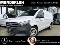 Arktikweiß Gebraucht 2024 Mercedes Vito Van / Kleinbus | 36.771 € (Teuer)