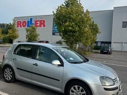 Silber Gebraucht 2004 VW Golf V Kleinwagen | 4.000 € (Fairer Preis)