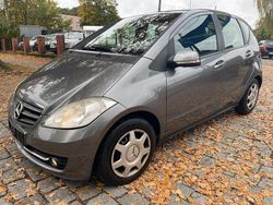Grau Gebraucht 2008 Mercedes A150 Classic Van / Kleinbus | 899 € (Fairer Preis)