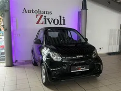Schwarz Gebraucht 2020 Smart ForTwo Electric Drive Coupé | 8.940 €