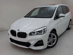 Weiß Gebraucht 2022 BMW 220 Gran Tourer M Sport Van / Kleinbus | 26.990 € (Etwas zu teuer)