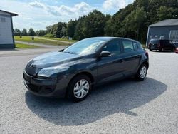 Grau Gebraucht 2012 Renault Mégane III Limousine | 3.300 € (Guter Preis)