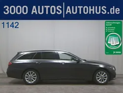 Grau Gebraucht 2020 Mercedes E220 Avantgarde Kombi | 19.650 € (Guter Preis)