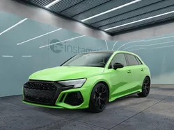 Grün Gebraucht 2022 Audi RS3 Sportback Kleinwagen | 56.949 € (Teuer)