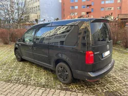 Schwarz Gebraucht 2016 VW Caddy Maxi Van / Kleinbus | 21.000 € (Teuer)