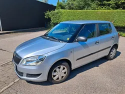 Grau Gebraucht 2011 Skoda Fabia Classic Limousine | 2.150 € (Guter Preis)