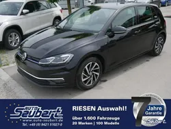 Schwarz metallic Gebraucht 2018 VW Golf VII Join Limousine | 17.990 € (Guter Preis)