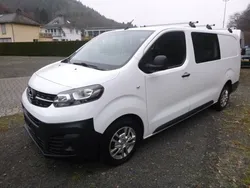 Weiß Gebraucht 2020 Opel Vivaro Van | 18.998 € (Teuer)