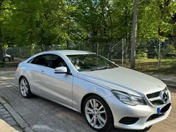 Mercedes E200