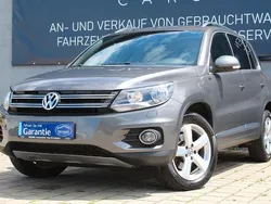 Grau Gebraucht 2016 VW Tiguan LOUNGE SUV | 15.890 € (Superpreis)