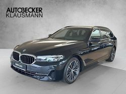 Schwarz Gebraucht 2023 BMW 520 Kombi | 63.190 €