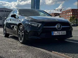 Schwarz Gebraucht 2019 Mercedes A180 Edition 1 Limousine | 24.499 € (Teuer)