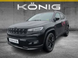 Solid black (5ck) Gebraucht 2023 Jeep Compass Night Eagle SUV | 25.999 € (Guter Preis)