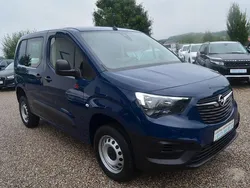 Blau Gebraucht 2021 Opel Combo Selection Van / Kleinbus | 18.300 € (Etwas zu teuer)