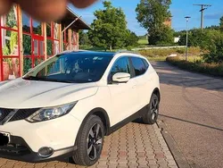 Weiß Gebraucht 2015 Nissan Qashqai Tekna SUV | 9.200 € (Fairer Preis)
