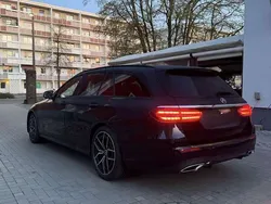 Mercedes E200
