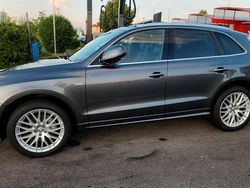 Grau Gebraucht 2016 Audi Q5 Sport SUV | 26.500 €