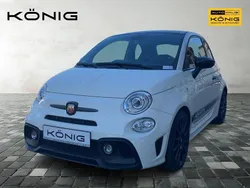 Gara weiß / dach schwarz (0se) Gebraucht 2021 Abarth 595 Esseesse Kleinwagen | 21.990 € (Fairer Preis)