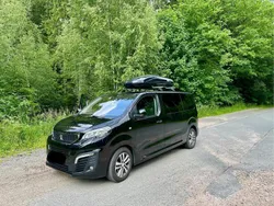 Schwarz Gebraucht 2017 Peugeot Traveller Van / Kleinbus | 16.500 € (Fairer Preis)