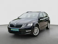 Schwarz Gebraucht 2021 Skoda Octavia Ambition Kombi | 15.990 € (Superpreis)